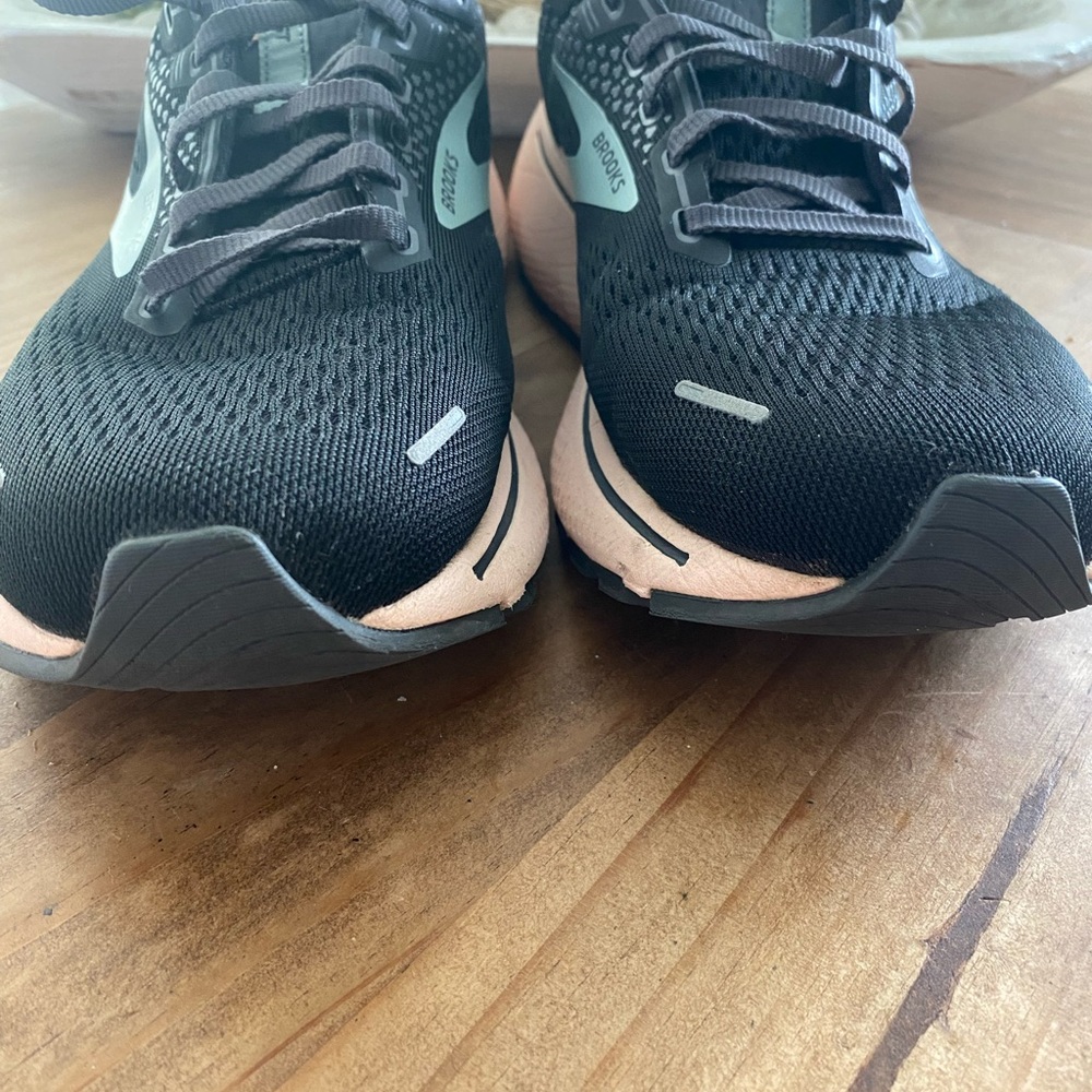 Brooks Ghost 14 size 10 medium - Picture 11 of 13